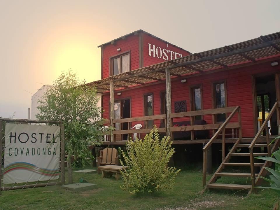 Hostel Covadonga La Pedrera Kültér fotó
